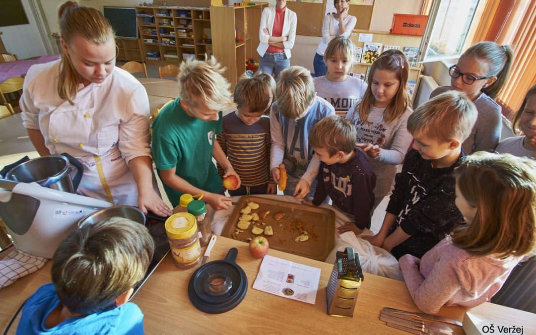 12. slovenski tradicionalni zajtrk